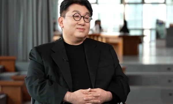 Bang Si-Hyuk Net worth